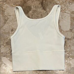 Power pivot tank ribbed size 4 Lululemon color creamy white